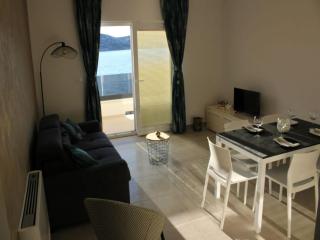 Gorgeous Apartment for 6 in Croatia - 0