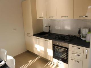 Gorgeous Apartment for 6 in Croatia - 6