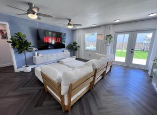 Poolside Paradise, Heated Pool, Cabana, PingPong, Alfresco, Sleep 12 - 8