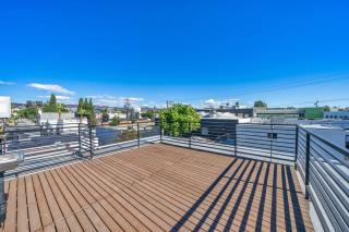 5BR Gorgeous Melrose Villa with Parking - 5