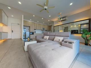 Mykey Atlantis Family House 3 Bedroom Near Jonker Street - 6