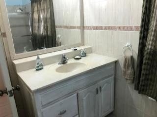 Comforts with Breathtaking View - 9