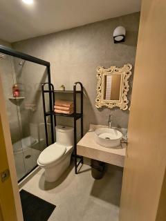 102 Un Modern Living - 5