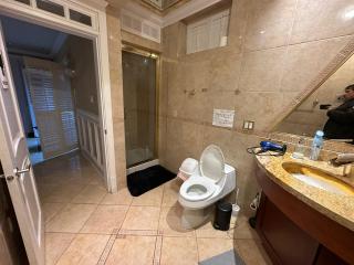 Cozy & Equipped Room Right Next to Mall & Skytrain - 4