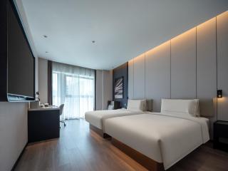 Atour Hotel Dali Erhai Park Wanda Plaza - 0