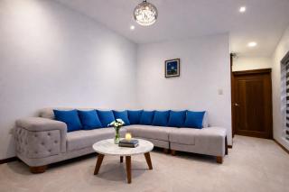 Loft moderno y privado con jardín y parqueo, cerca del río Tomebamba - 6