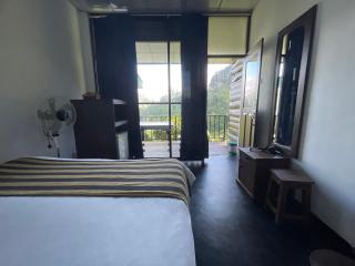 Ella chanidu Inn - 1