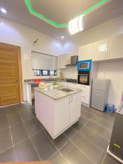 Promise land cave & shortlet ltd - 7