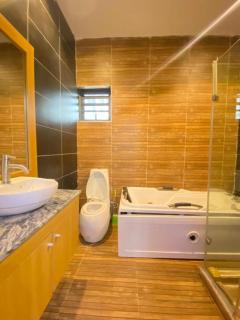 Promise land cave & shortlet ltd - 5