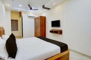 Super Townhouse Guduvancheri Junction Formerly Zafe Commercial - 1