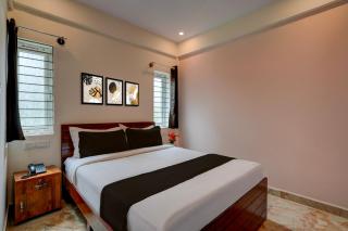 Super Collection O Biocon Hebbagodi Metro Station Bangalore Formerly Ira Inn - 1