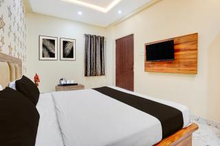 Collection O Godowliya Varanasi - 3