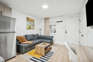 NEST- Modern 2BR Basement Retreat in South Surrey - 1