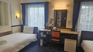 Toyoko Inn Tokyo Akigawa-eki Kita-guchi - 1