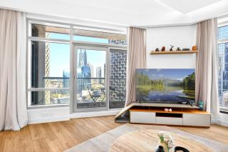 Trendy 2BR Direct Mall Access Burj View High Floor - Dubai - 6