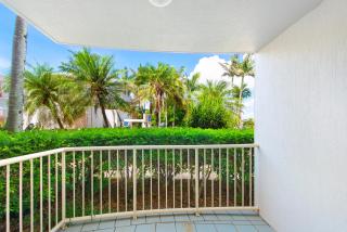 Absolute Beachfront Apartment, Kawana Beach Escape - 3