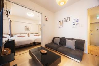 Rivera Haruyoshi Series, Balcony, 7-Eleven in Bldg - 7