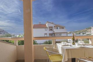 Sladana direct at the beach - 4