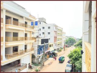 Hotel Vasudha R- Rohini Premium Near Sea Beach # Lift and Parking Facilities Luxuary Room # Best Hotel In Puri - 4