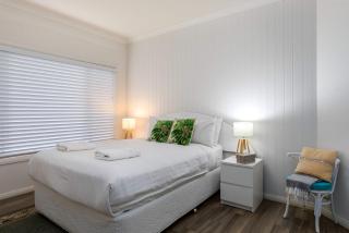 Beach Bliss - pet-friendly central Vincentia home - Vincentia - 2