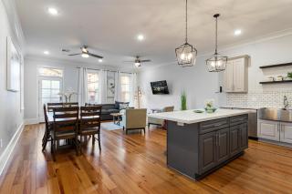 Stunning 4BR-5BR near French Quarter Homes by Hosteeva - 9