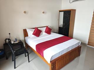 Lake Star Beach Resort - 8