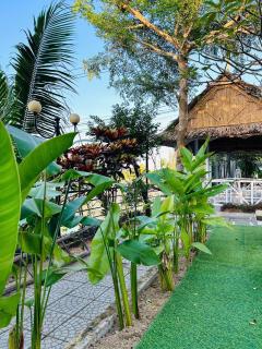 Riverside Garden - 7