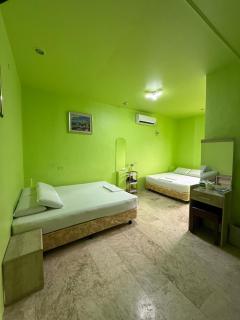 Sascha's Resort Oslob - 1