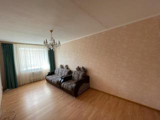 Просторная 3-комнатная квартира - 0