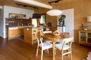 Mountains & Lake Boutique Apartment - 7