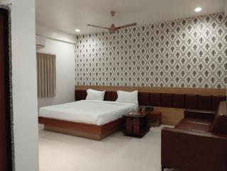 Vijaya palace resort - 3