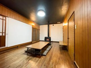 一棟貸切ARUYO 自然に囲まれた庭でのびのびと手ぶらbbq焚き火 - 3