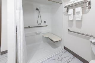 Howard Johnson by Wyndham Malden Boston Area - 5