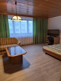 Ferienhaus mit Garten - 2