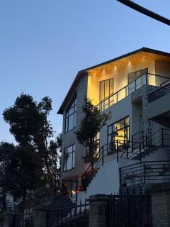 Modern 3 Bedroom Duplex Villa - 0