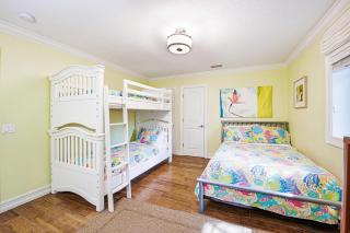 The Blue Horizon - 8