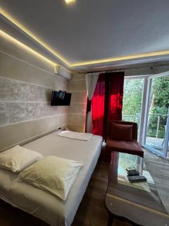 Oaza mira Sutomore - 2