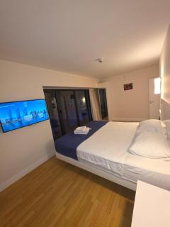 Orbi City Premium Class Rooms - Batumi - 3