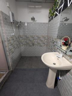 Southern Coast Inn - 1