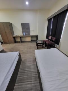 Satkar palace hotel - 2