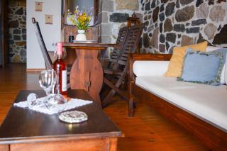 Liotridia Traditional Guesthouse Next to the Sea - 1