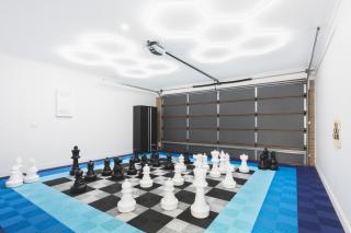 Sauna, King Beds, Tranquility Base Fun Large Home - 6