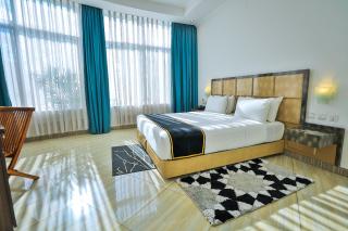 Cozy safari hotel by Signature - 9