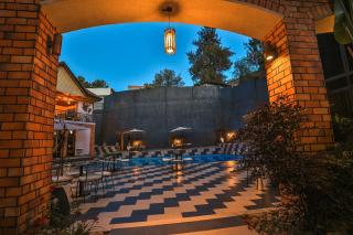 Cozy safari hotel by Signature - 2