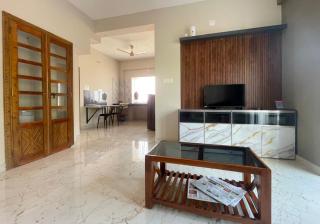 Yashaswi Family Retreat 2BHK - Manipala - 8