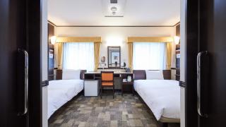 Toyoko Inn Narita Airport Honkan - 1