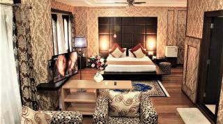 Tashi Namgay Grand Resort - 4