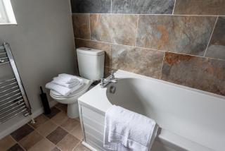 Stanley House - Family & Contractor Stay - 4