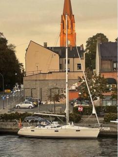 Seilbåt 39 fot i Fredrikstad sentrum med hotellkomfort for 6 pers - 9