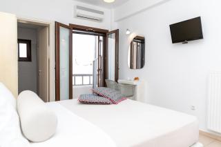 Depis place naxos - 9